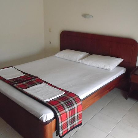 Christos Rooms Stavros  Exterior photo